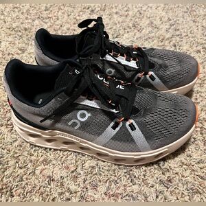 On Running Womens Cloudeclipse size 8.5 black cream coral